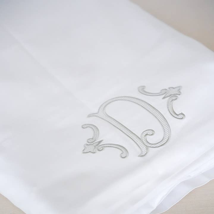 The Pillow Bar - Wholesale Sheet Set - Custom Embroidered Cotton Sateen Sheet Set3