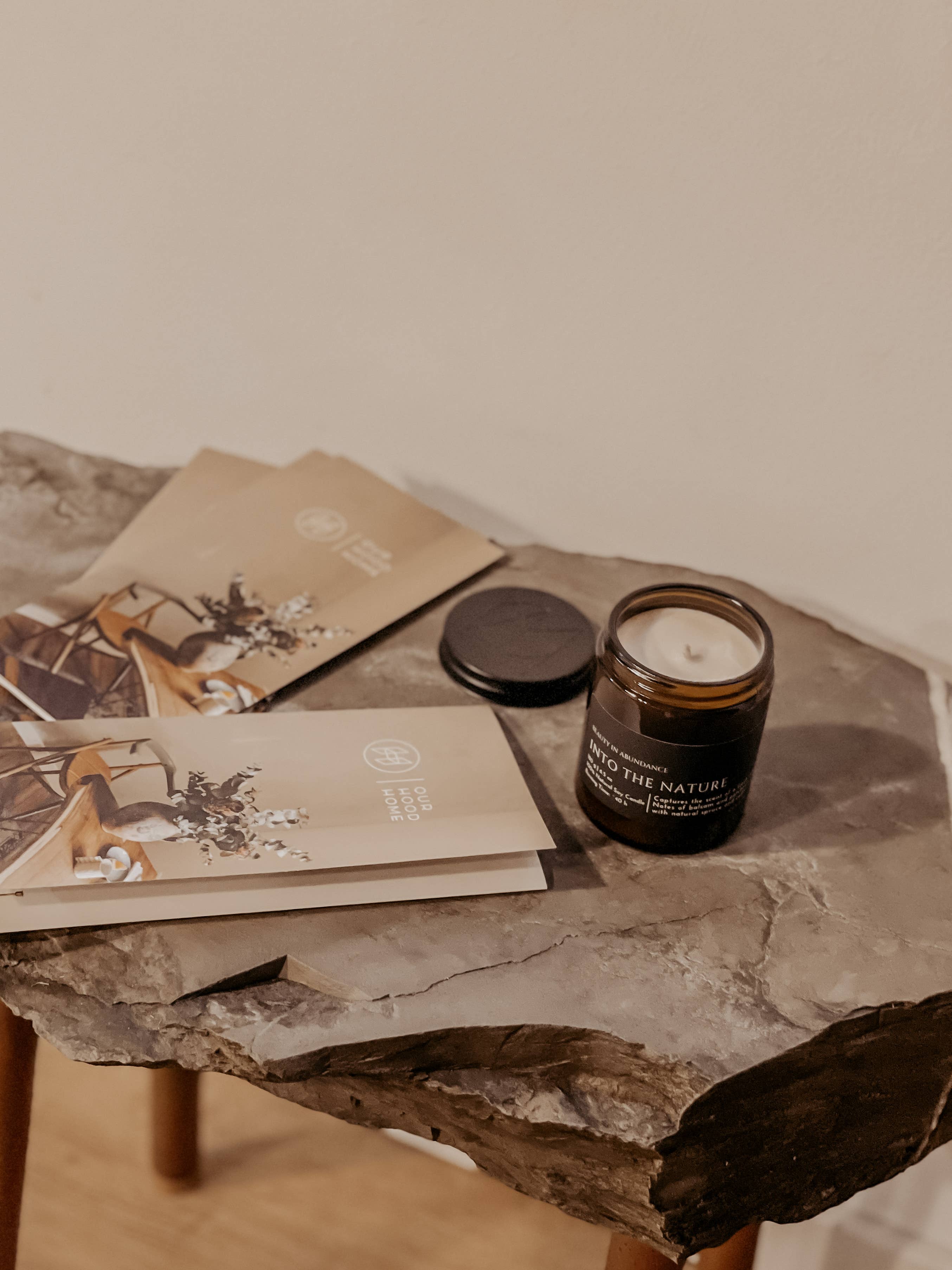 Glim & Glam – wholesale Jar/filled candle – Into the Nature Soy Candle1