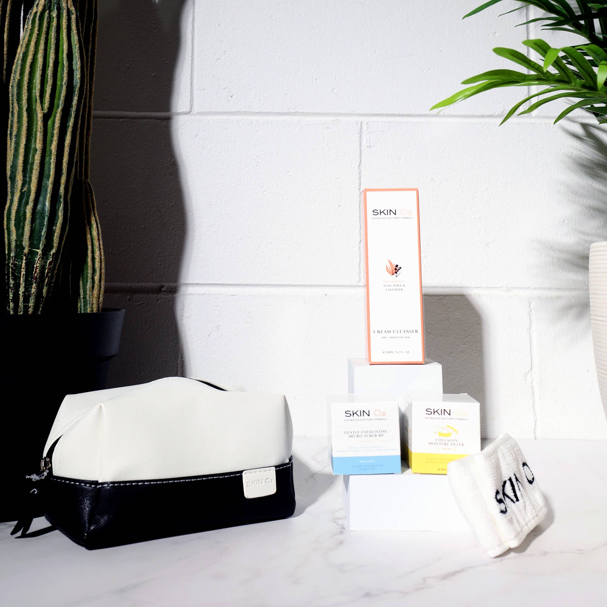 Skin O2 - Wholesale Facial-care set/kit - Dry / Sensitive Skincare 3-Step Trio Set0