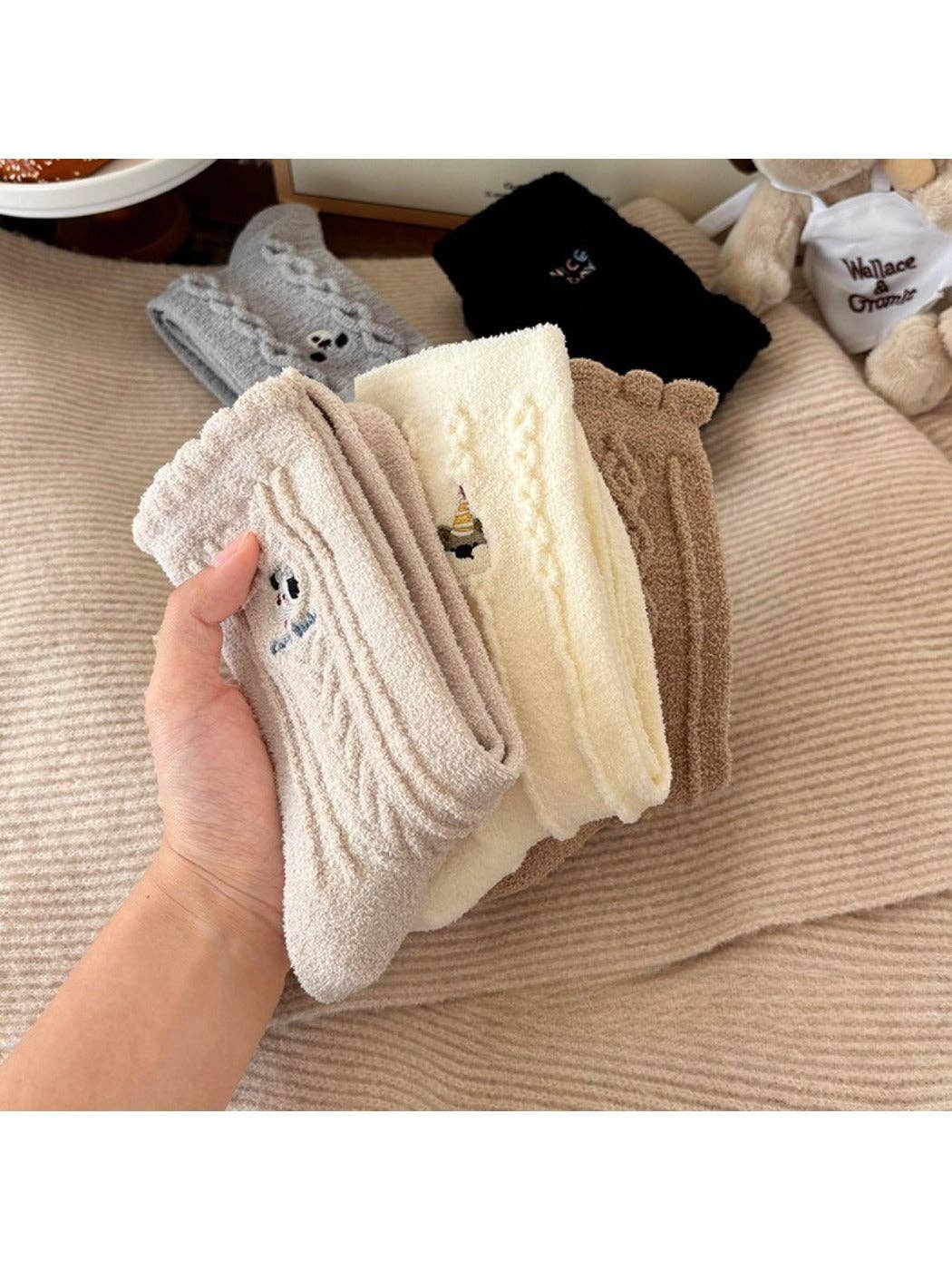 Funkyrel® Atzbranding Limited – wholesale Socks – Women's – Rufia - Cute Cartoon Coral Fleece Winter Socks6