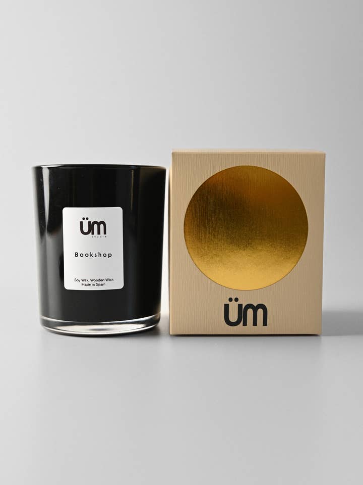 Bookshop Candle for wholesale by Studio ÜM