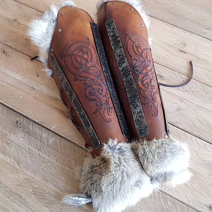 Viking Dragon Lamellar Bracers por atacado de Outcast Props