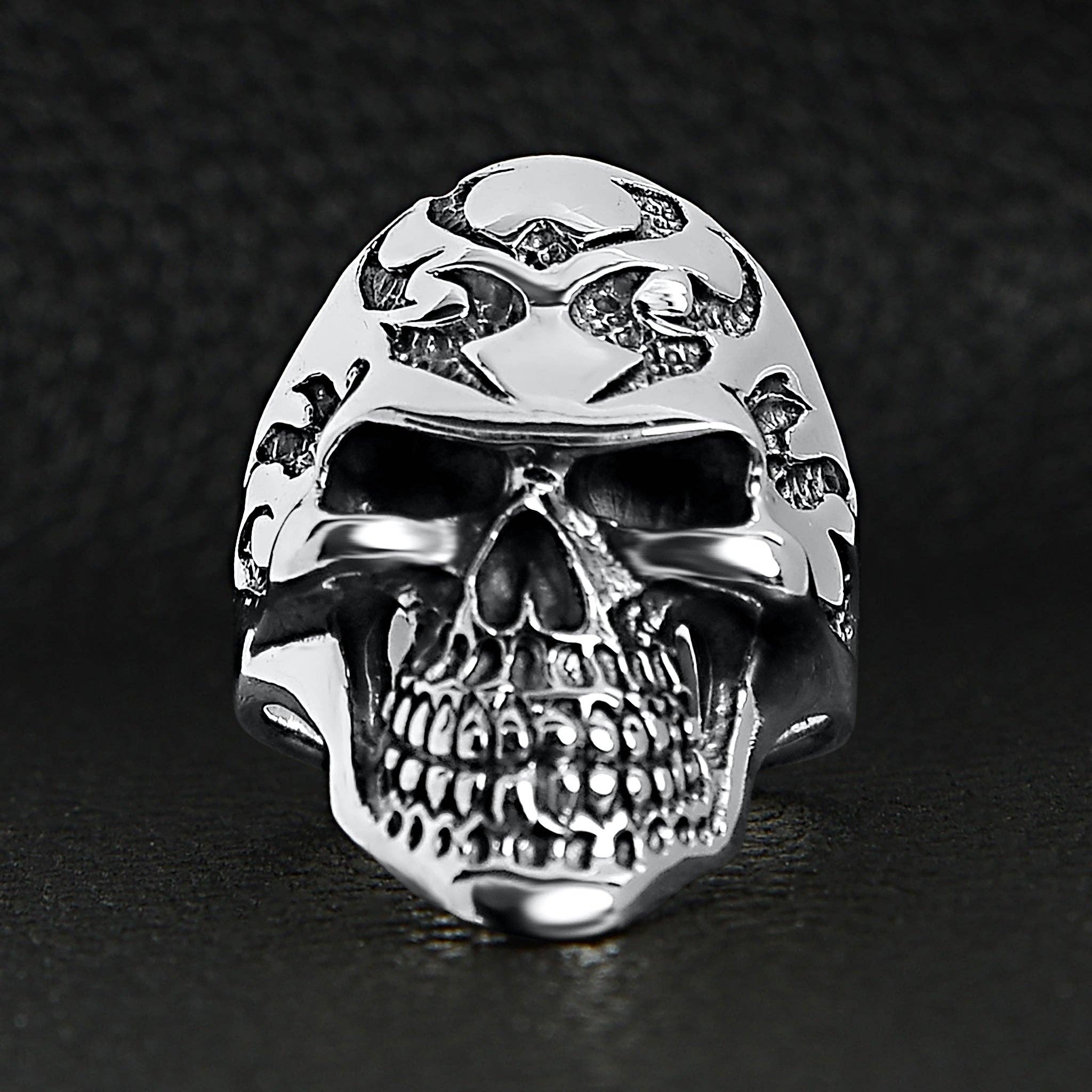 WJW – wholesale Cocktail/statement ring – Sterling Silver Flaming Skull Ring3