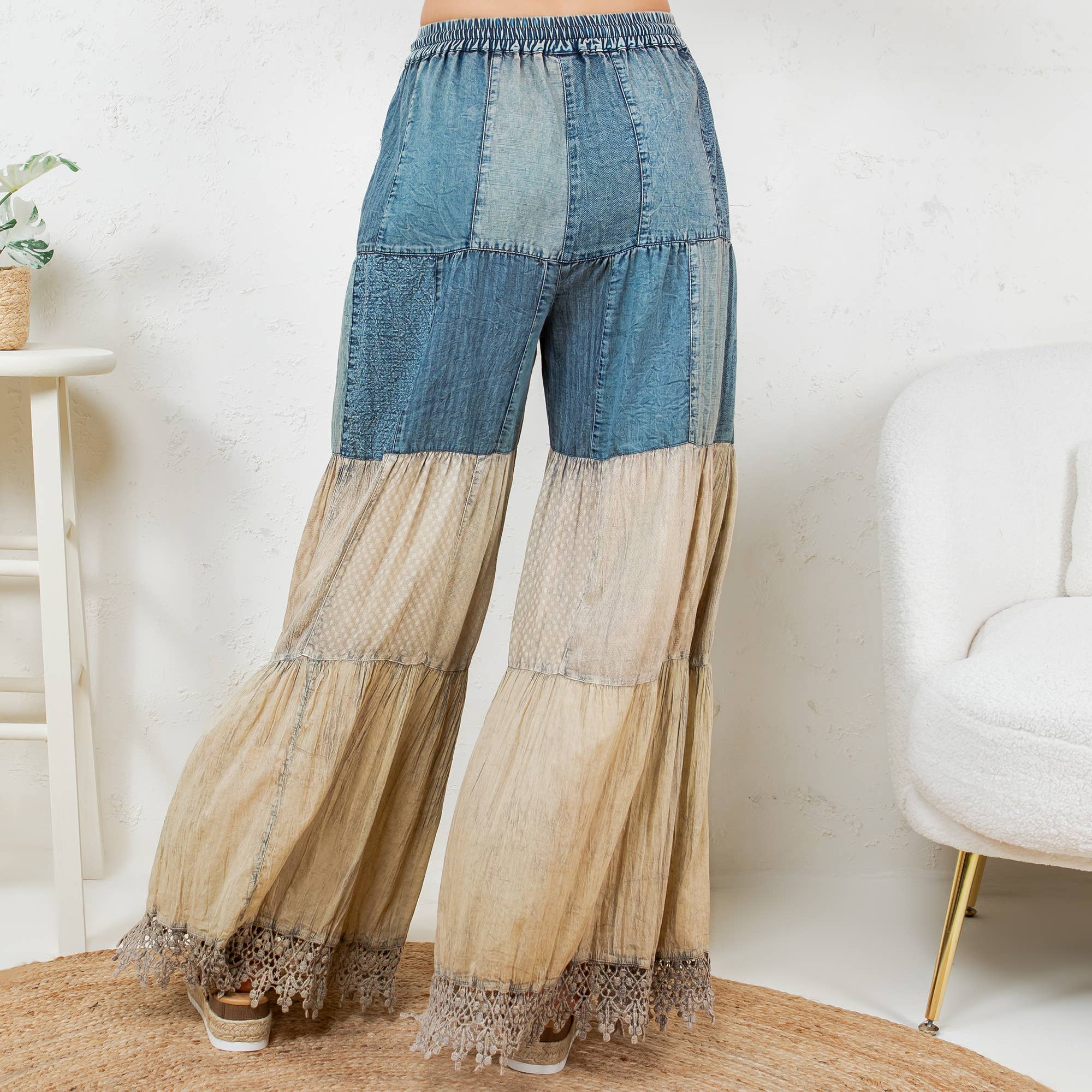 Young Threads - Vendita all'ingrosso Pantalone - Donna - Pantaloni lunghi in denim ispirati al boho con toppa solida (nuovo colore)3