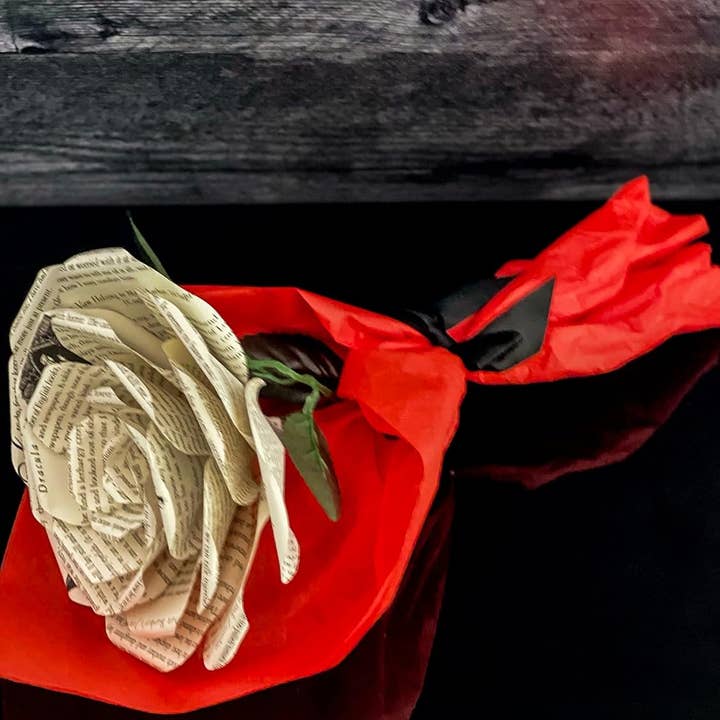 Literary Blooms – wholesale Artificial flowers – Handmade Dracula Paper Flowers–Roses made from Upcycled Book2