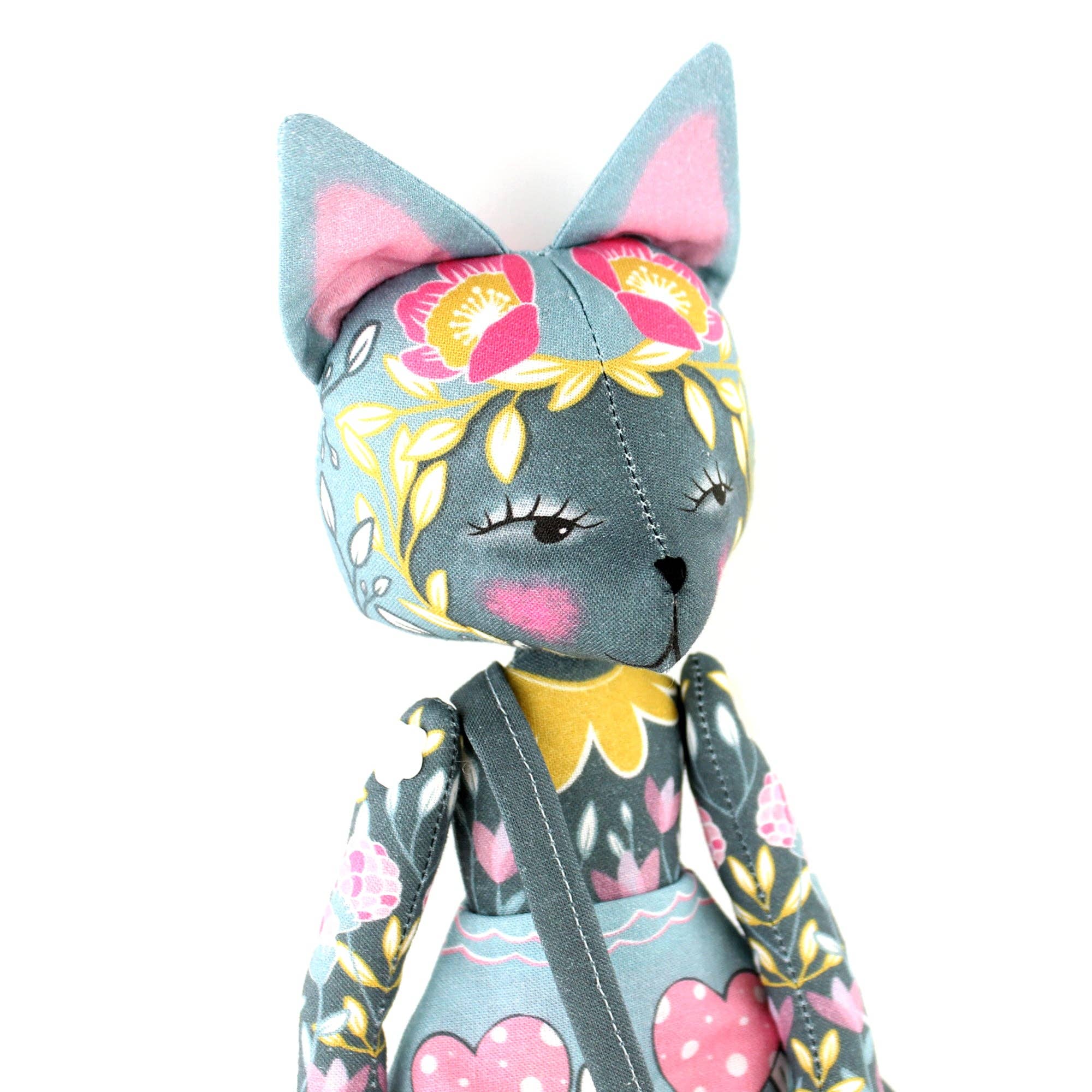 Miss Ella – wholesale DIY craft kit – DIY Dolly Kit - Flora the Forager and Mushroom Book6