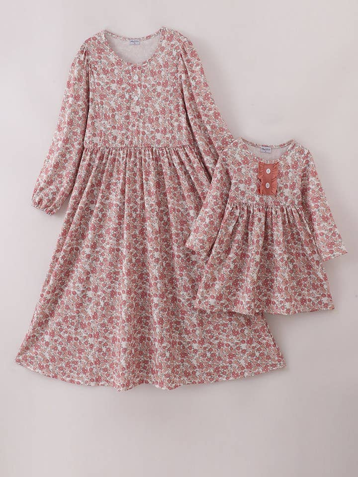 Vestito a fiori coordinato mamma e me per la vendita all'ingrosso da parte di Aspen Rain Boutique