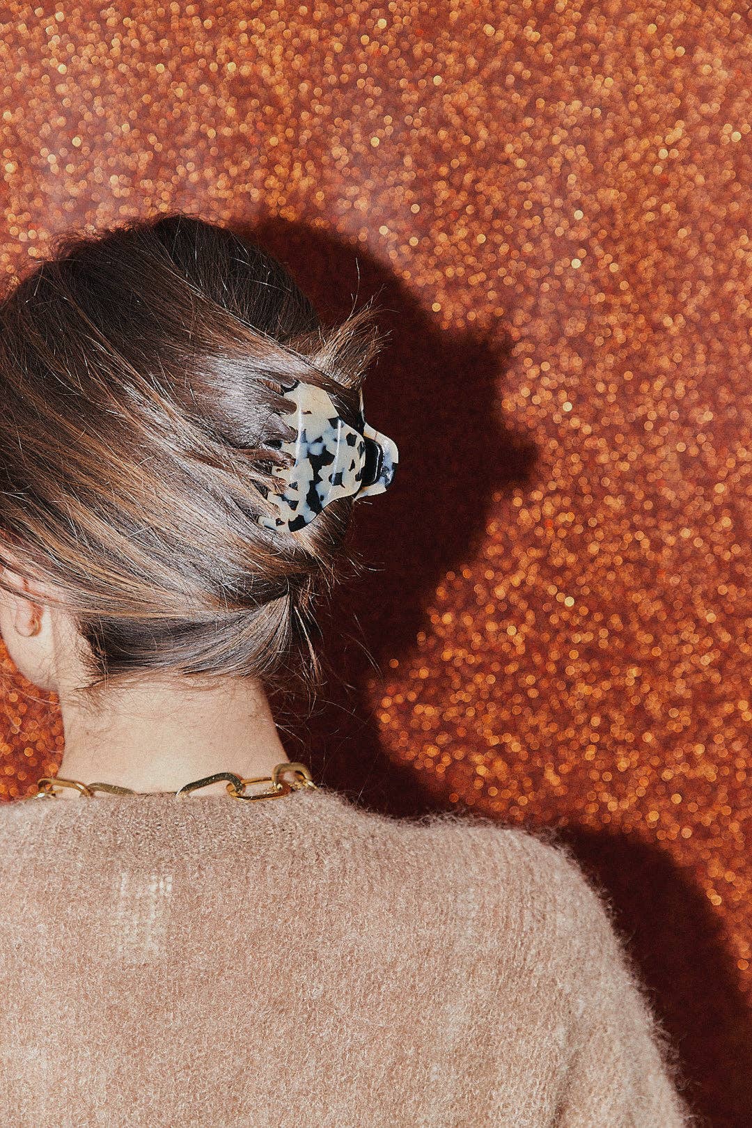 Maho - Wholesale Hair Clip - Women's - Billie Scale2