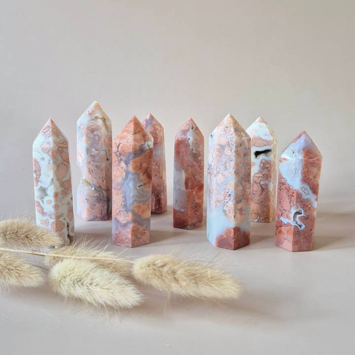 Gemstone Druzy Petal Agate Tower – 7 to 9 cm for wholesale by Moonlight Gemstones