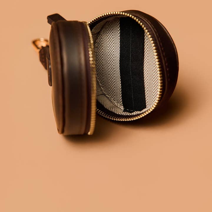 Oakbark & Chrome - Wholesale Crossbody Bag - Women's - Stirrup Accessory Keeper in Brindle3