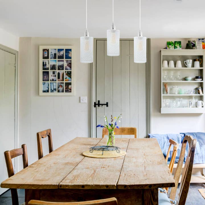 Abat-jour vintage en forme de cage en métal Suspension en métal Lampe and other Purchase Wholesale décoration d'intérieur. Free Returns & Net 60 Terms on Faire trending on Faire.