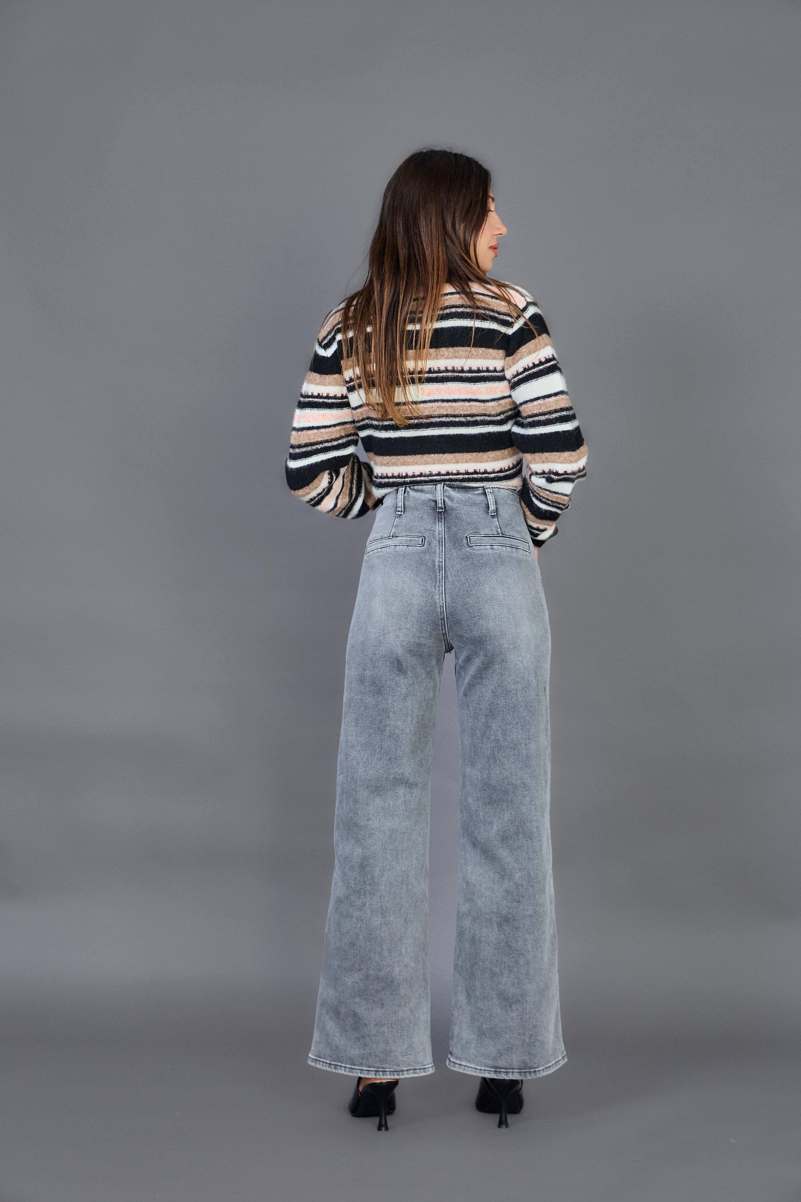 ANA & LUCY - Wholesale Jeans - Women's - Wide-Leg Jeans (Button Closure) "Audrey" - ANA & LUCY16