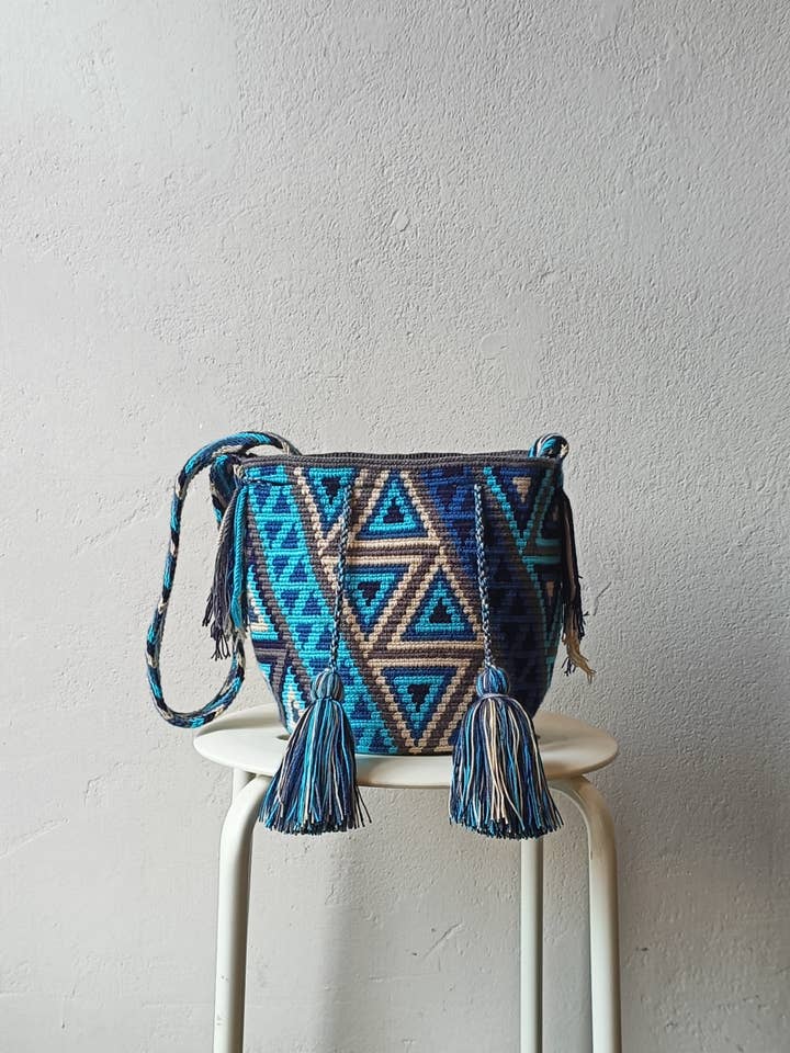 SILVIA Crossbody backpack/ Crossbody Backpack M for wholesale by Mochila Milano by Silvia Ferrari