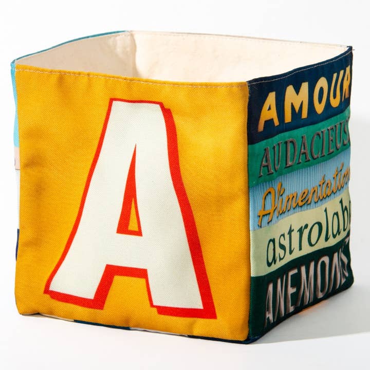 Scatola portaoggetti Lettera A per la vendita all'ingrosso da parte di Maron Bouillie