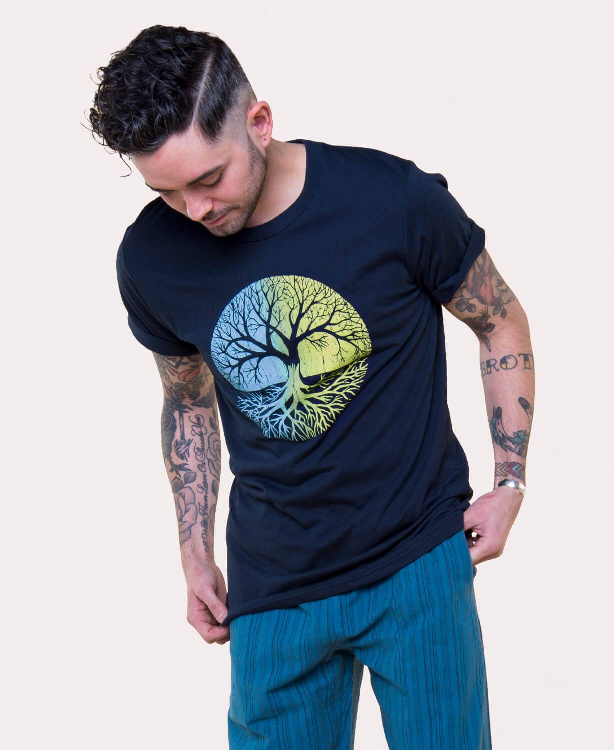 Soul Flower – Großhandel T-Shirt mit Siebdruck – Unisex – Baum des Lebens Bio-T-Shirt - Unisex - Retro Grafik T-Shirts5
