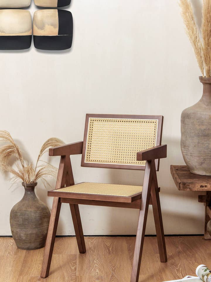chair Pierre Jeanneret massive wood + rattan, high quality for wholesale by Element Accessories EU