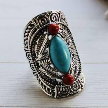 Violetta | Ovaler Steinring für den Großhandel von OkayMujer