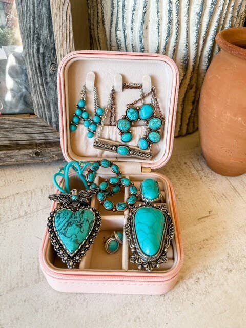 Boho Ranch Shop – wholesale Cocktail/statement ring – Oversized Western Navajo Statement Ring9