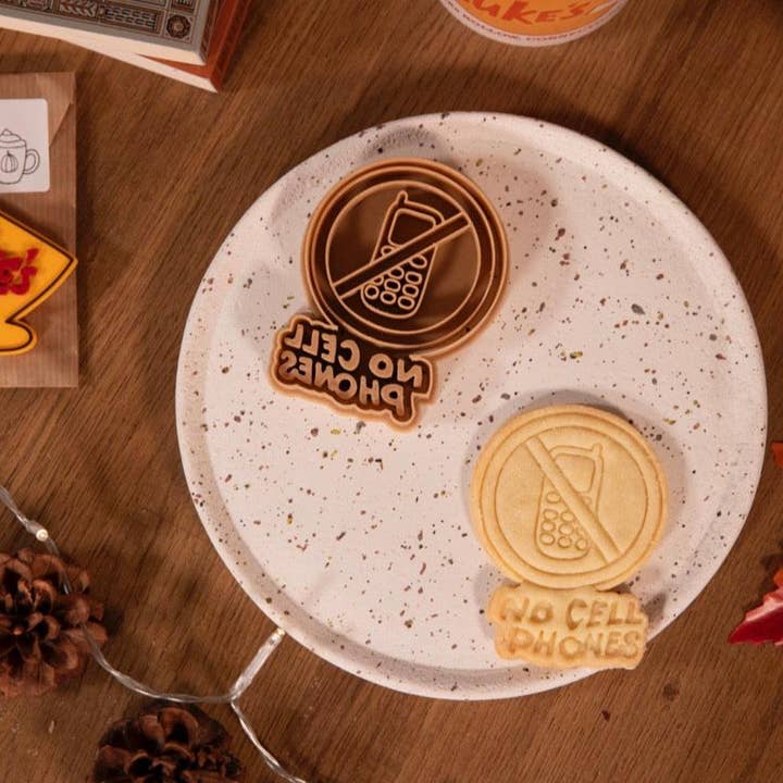 No Cell Phone - autumn cookie cutter for wholesale by Uniberry 3D