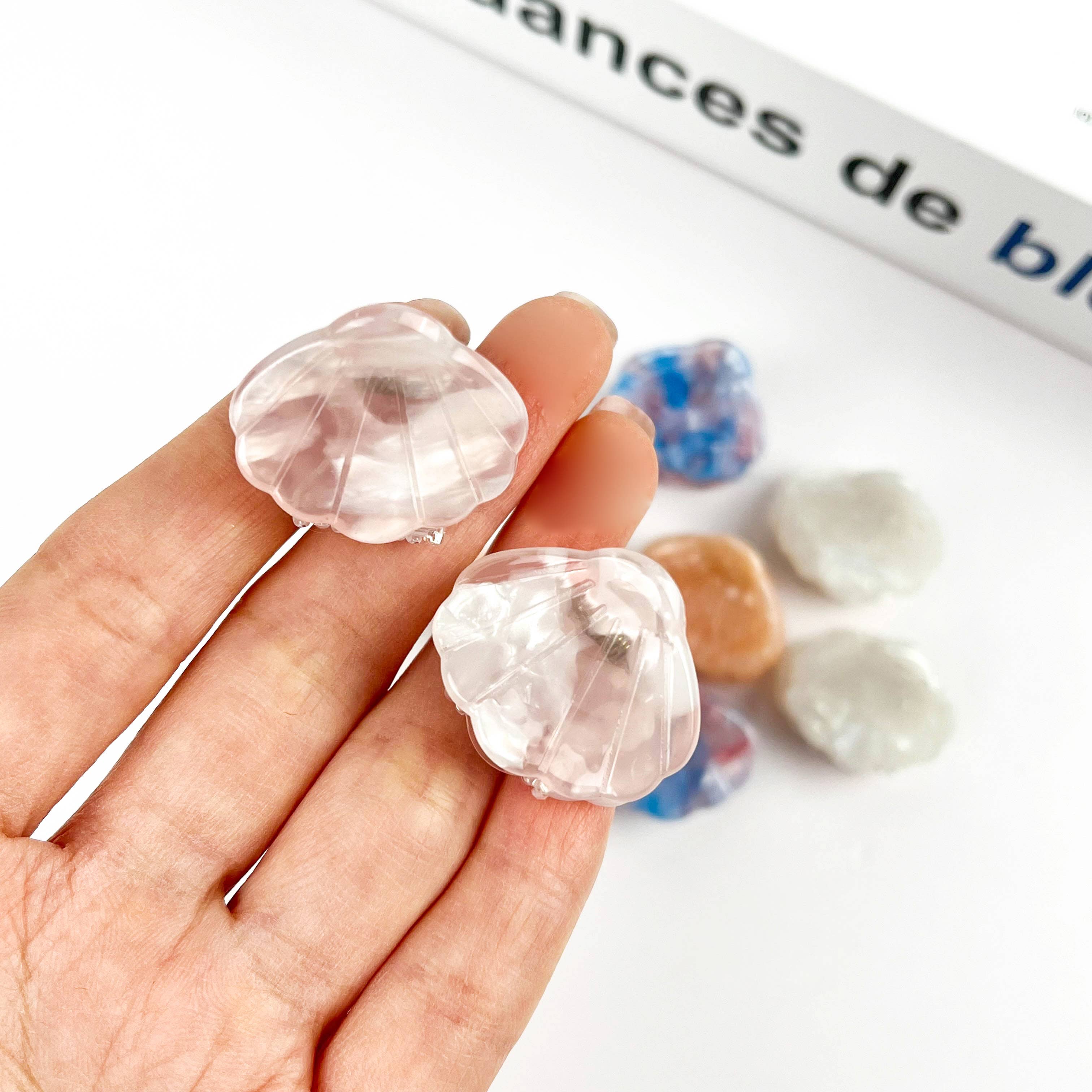 TheDivaSoap - Wholesale Hair Clip - Women's - Ocean Shell Mini Claw Clip, Beach-Inspired Hair Clip8