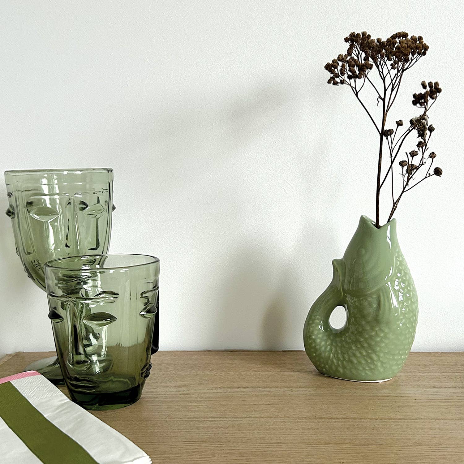 Green face tumbler glass D8 H10cm for wholesale on Faire8