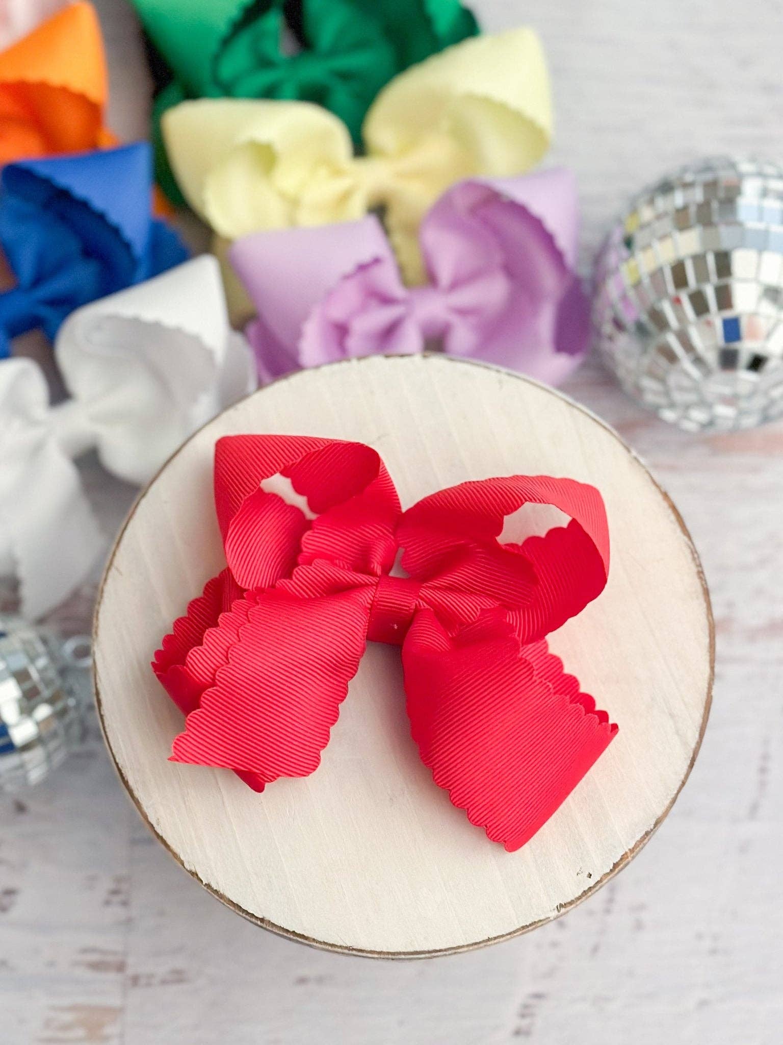 The Hair Bow Company - Vente Nœud pour cheveux – enfant - Nœuds festonnés classiques - Pince crocodile - 11,4 cm8