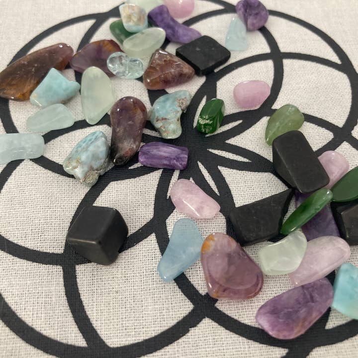 Joshua Tree Gems - Wholesale Spiritual stone/crystal - Crystal Grid Kit Cosmic Connection Kit Grid Cloth Kit3