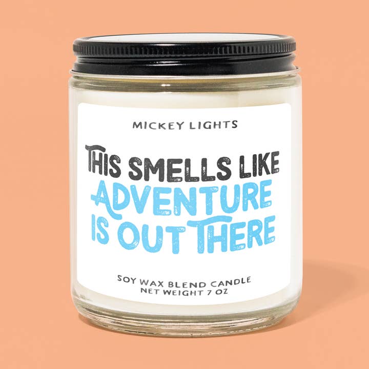 L'avventura è là fuori | Candela da 7 oz in miscela di soia per la vendita all'ingrosso da parte di Theme Park Candles