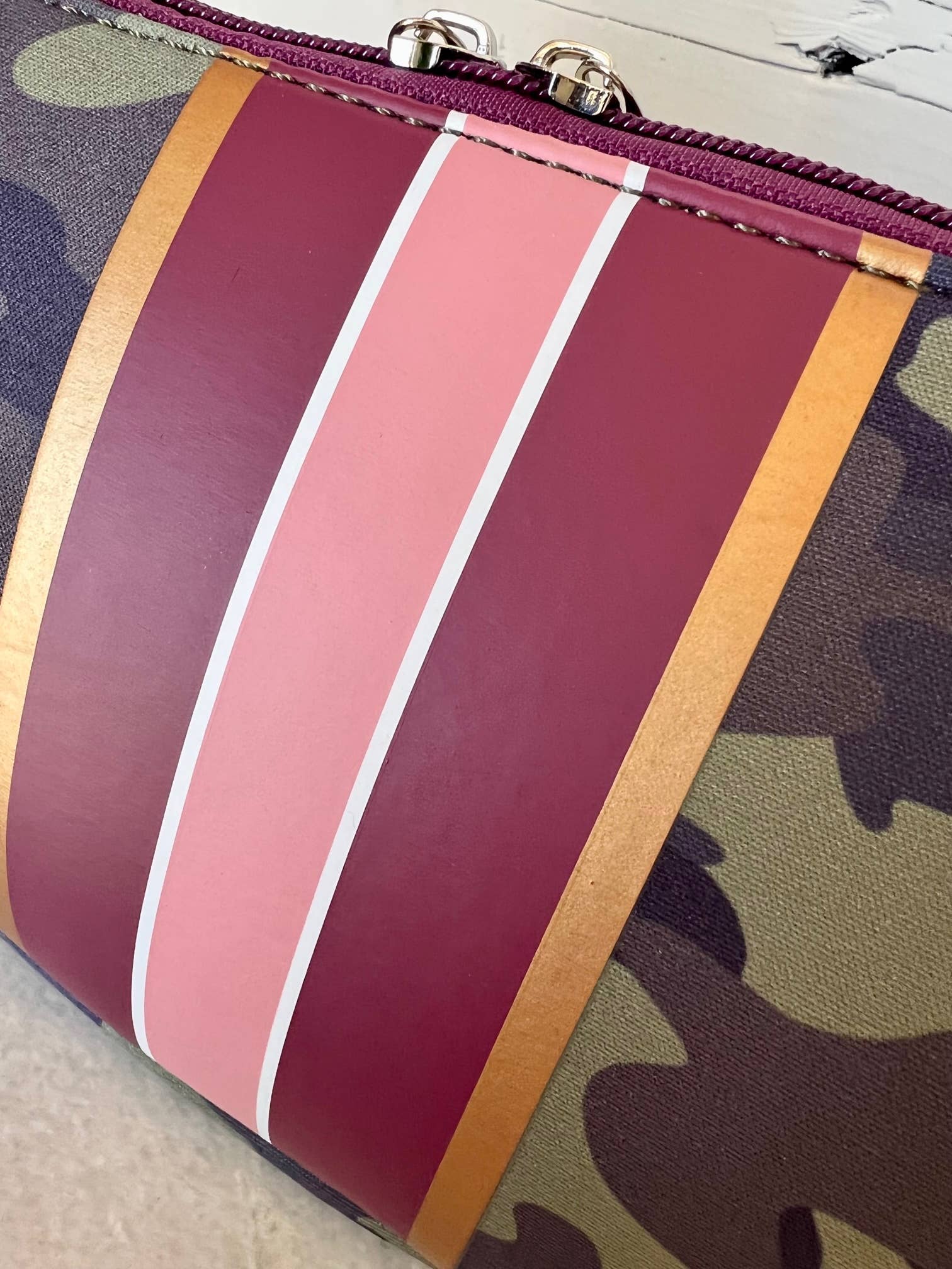 TAYLOR GRAY - Wholesale Makeup/Cosmetic Bag - The Carroll Small Neoprene Makeup Bag | shoptaylorgray2