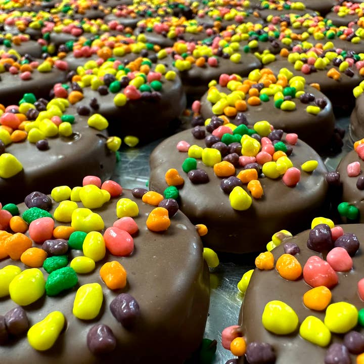 O'Shea's Candies Sweet Shop - Wholesale Chocolate Covered Sweets - NEW Unique NERD 🤓 O’Oreos w/Milk Chocolate 3 Pack