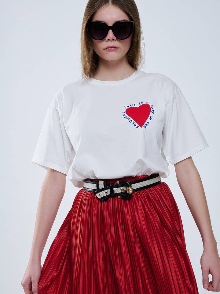 BLANC T-shirt blanc décontracté avec motif cœur devant et dos en vente sur Faire3