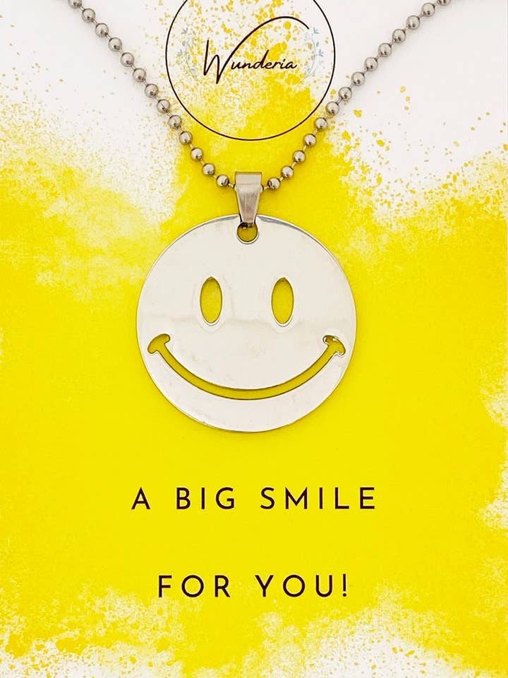 Colar emoji de aço inox grande sorriso smiley corrente estilo streetwear por atacado de Wunderia