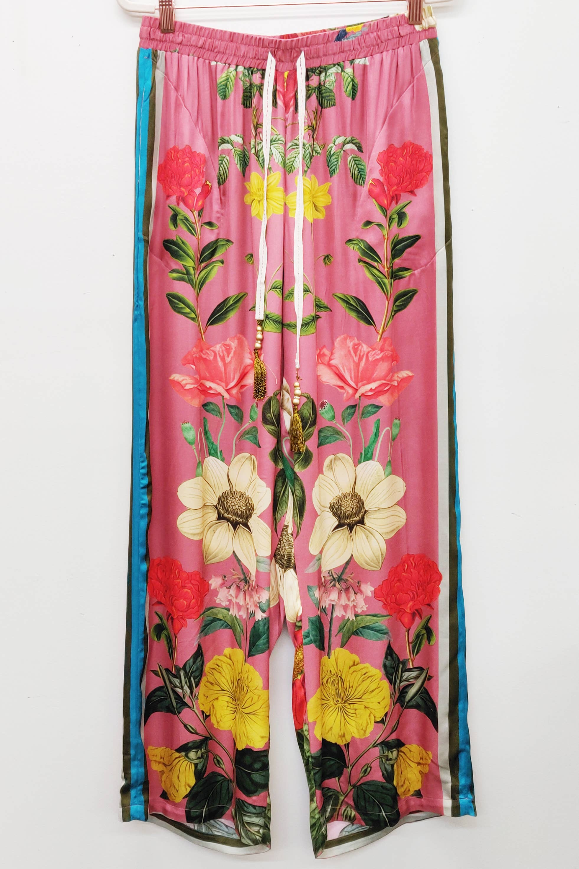 Dusty Rose Floral Mijn Valentijnsbroek voor groothandel op Faire21