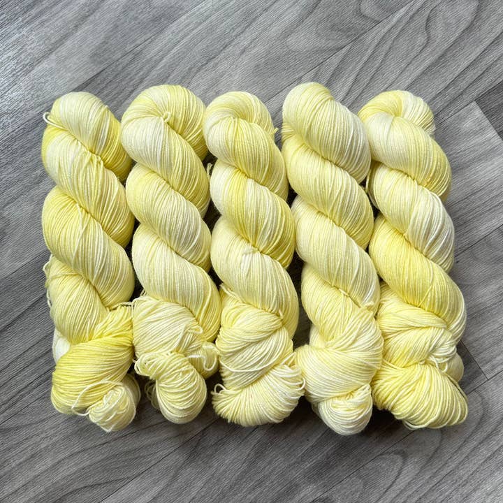 Dye Mad Yarns – wholesale Yarn – Butter Cow