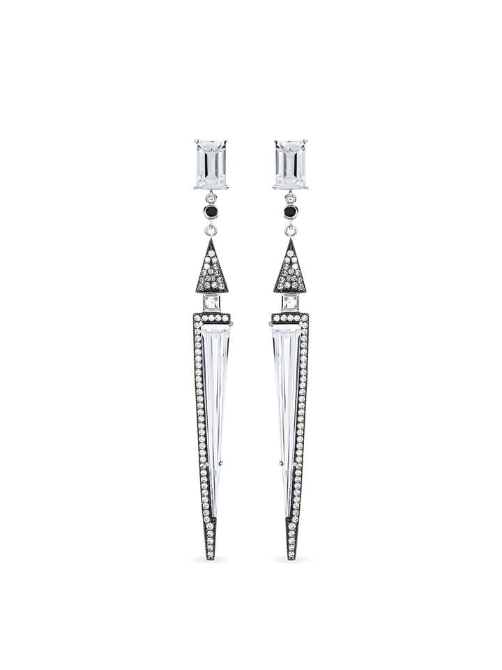 Leichte Ohrringe mit weißen Diamanten in Platin für den Großhandel von SALLY SKOUFIS™