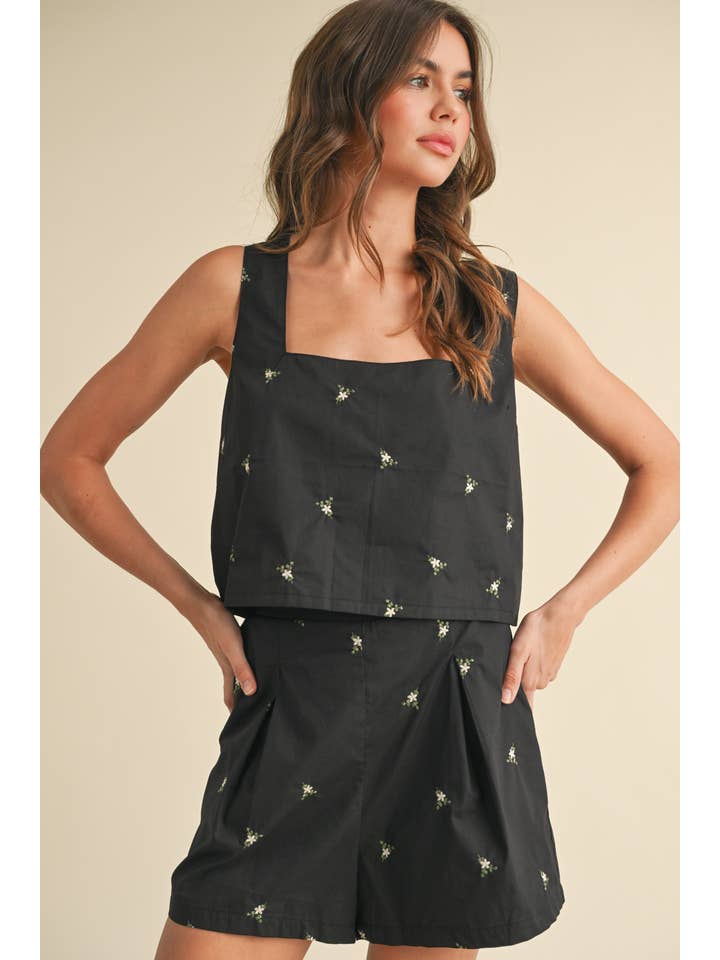 Noir IST5876-A ENSEMBLE SANS MANCHES AVEC BRODERIE : HAUT ET SHORT en vente sur Faire7