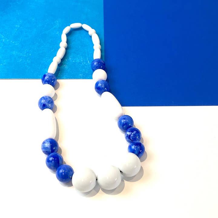 Deep Periwinkle Blue & White Lucite Stretch Bauble Necklace - Midi for wholesale by Leetie Lovendale