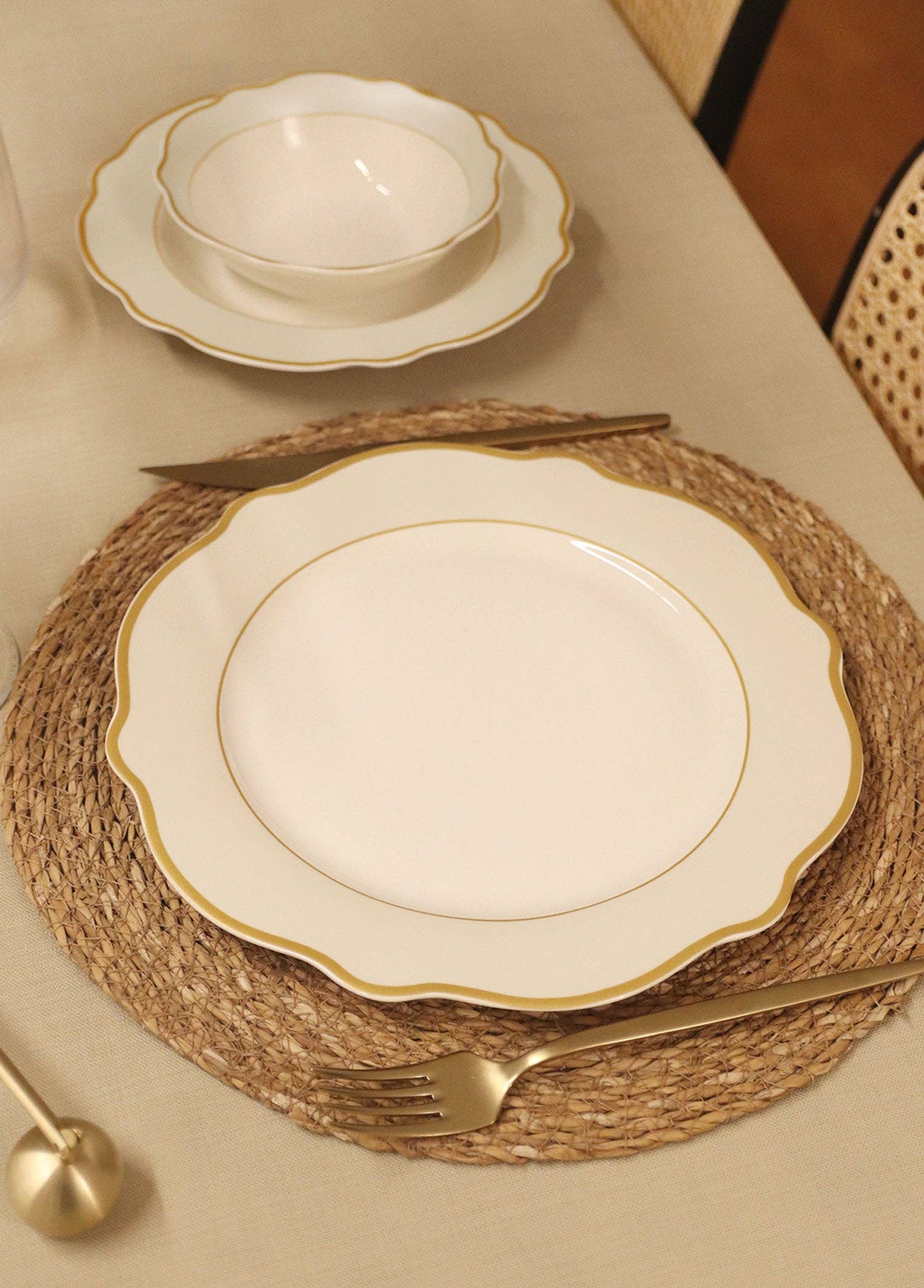 Rozi – wholesale Dinner plate – Jaswely Collection Porcelain Dinner Plates, Set of 6 (White)2