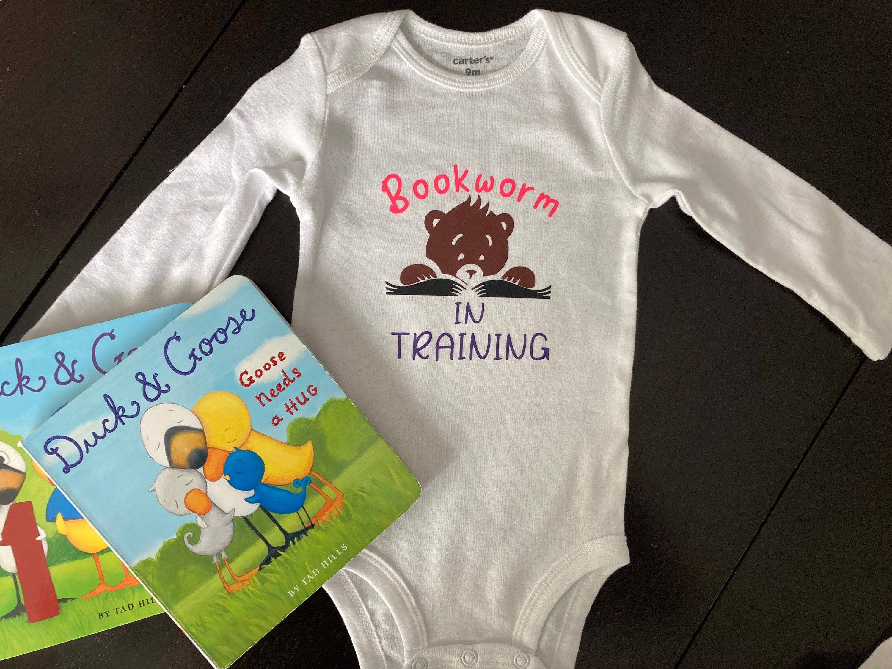 Captured In A Click Designs - Wholesale Rompertje - Baby - Future Bookworm Onesies® | Schattige babyrompertje | Wormbodysuit | Nerd-bodysuit | Bodysuit voor boekenliefhebbers | uniseks outfit4