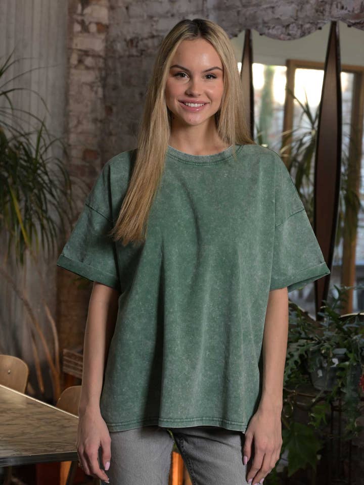 La Camiseta Verde Lavada con Nieve Sin Esfuerzo para venta al por mayor de MOSHITA INC.