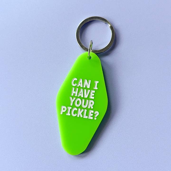 Kann ich deinen Gurken-Schlüsselanhänger haben? für den Großhandel von Erin Dayhaw