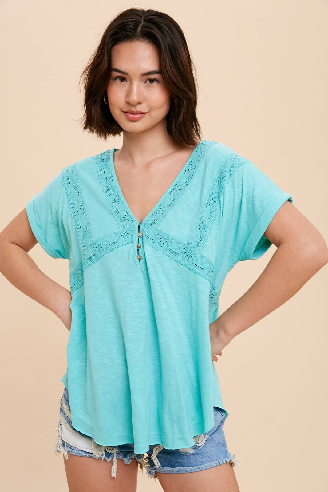 In Loom - Vendita all'ingrosso Top in maglia - Donna - T-SHIRT HENLEY CON ACCENTI IN PIZZO4