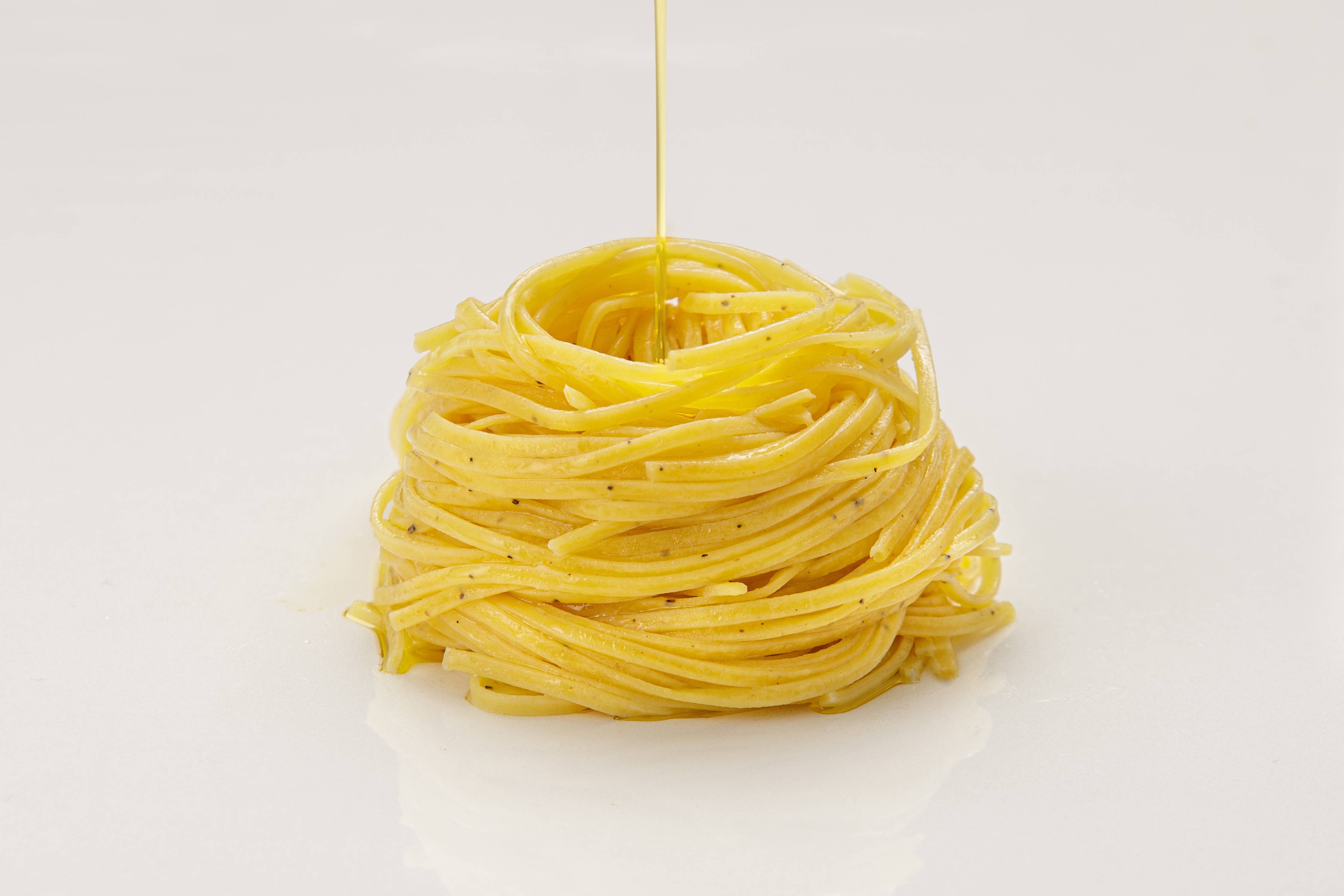 OLIO FERRARI - Wholesale Pasta - Truffle tajarin 250 g. egg pasta.3