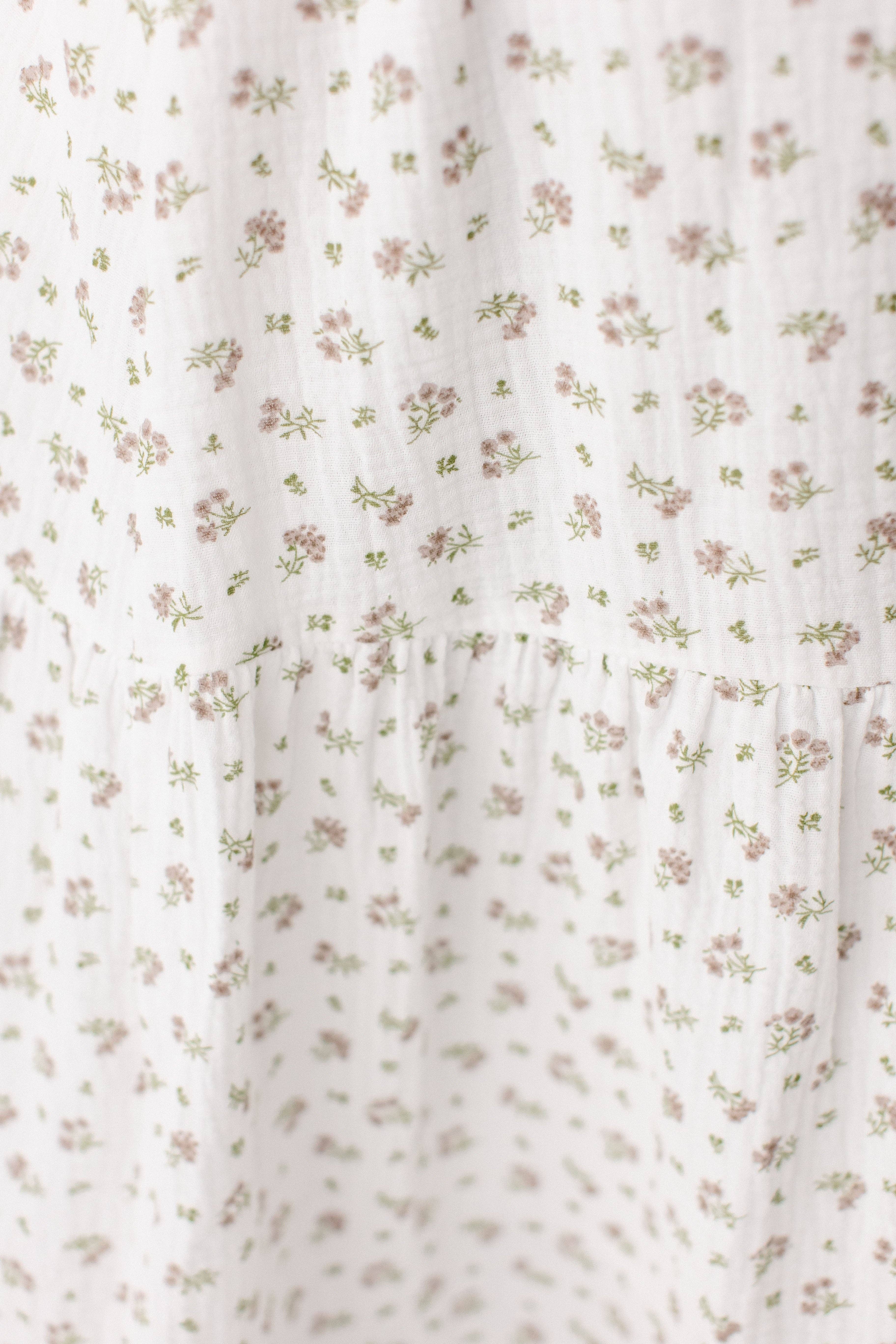 White 'Lynette' Smocked Bodice Floral Midi Dress for wholesale on Faire12