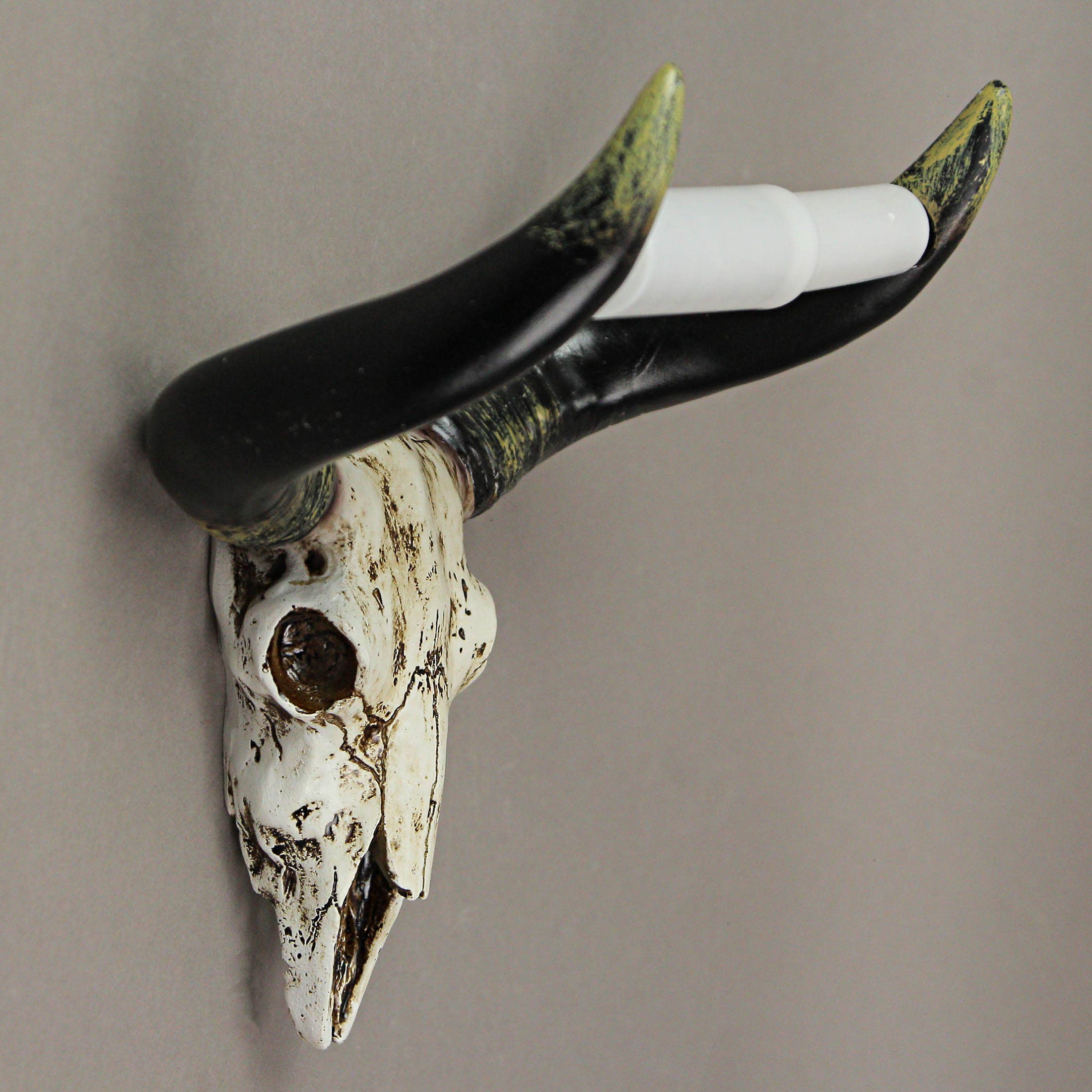 Zeckos – Engroshandel Toiletpapirholder – Rustik Faux Steer Skull Dekorative toiletpapirholder3