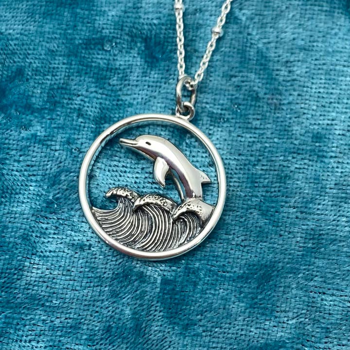 Elizabeth Jewelry - Wholesale Pendant/Charm Necklace - Sterling silver dolphin jumping in waves pendant necklace1