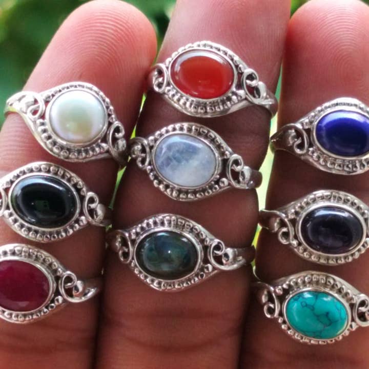 SILVER CAVE – wholesale Solitairering – Förpackning med 9 stycken 925 Sterling Silver Ringar med ädelstenar