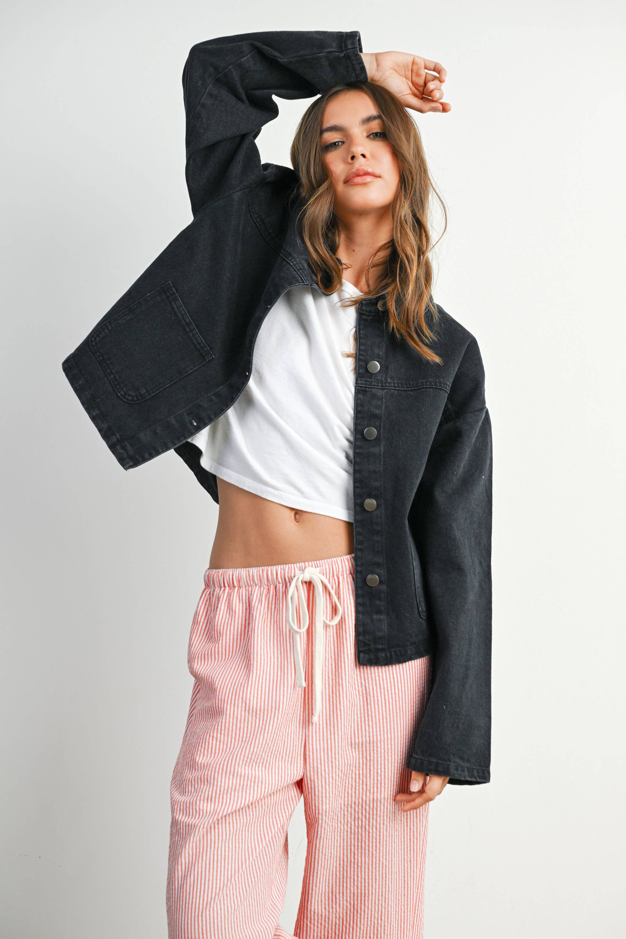 BUTTERMELON - Wholesale Denim Jacket - Women's - Button-Down Jacket with Shirt Collar and Pockets - BMJ782122