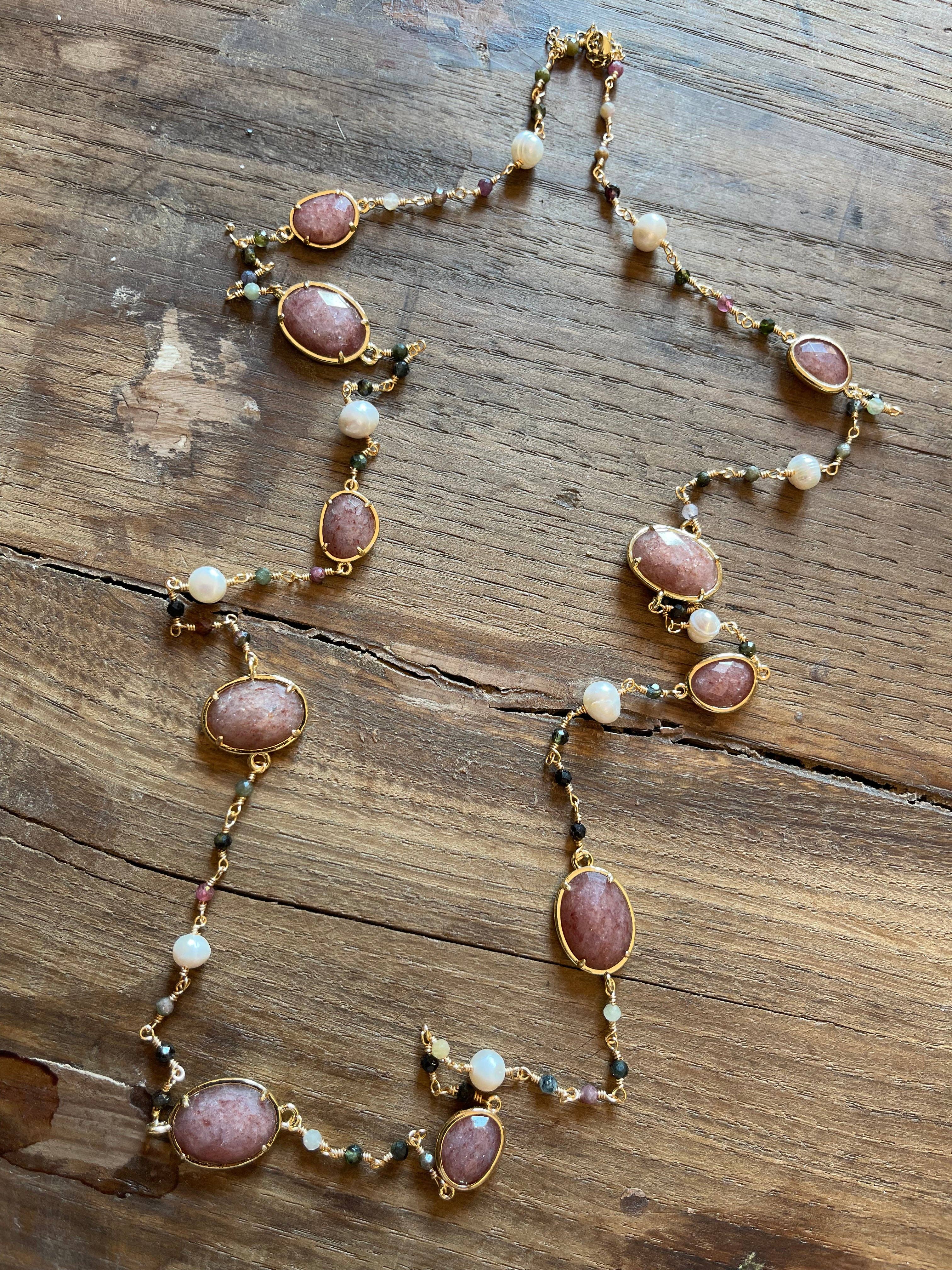 LARA UNDICI ACCESSORI SRLS - Wholesale Beaded/Pearl Necklace - PASTIGLIETTA24