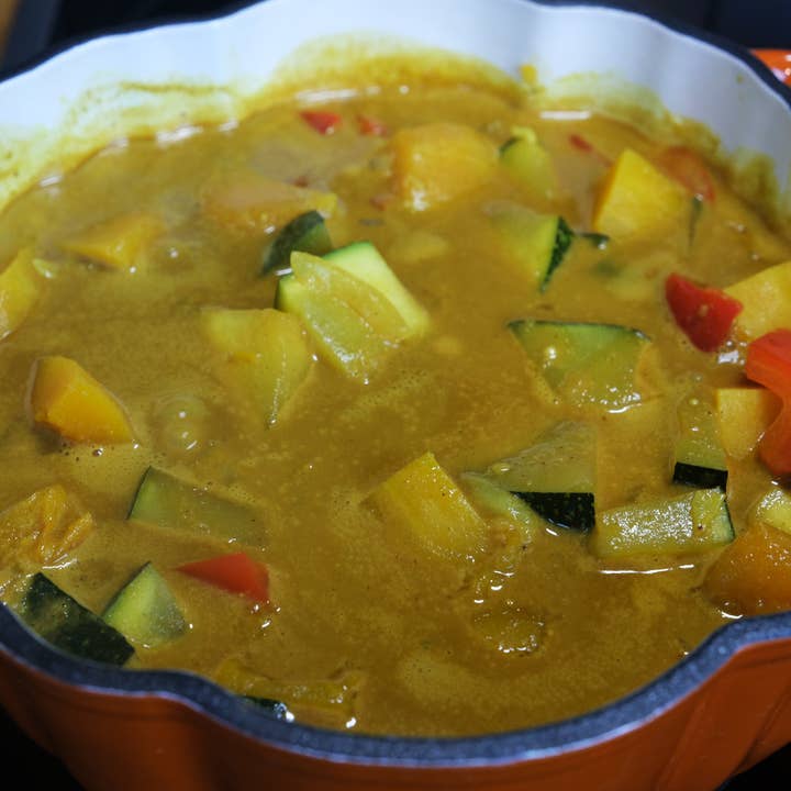 Crucible Cookware – wholesale Pot & pan set – Enameled Cast Iron Pumpkin Pot, Dutch Oven, Cocotte, Orange8